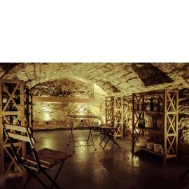 Weinkeller des Ateliers im Gewölbe von 1643